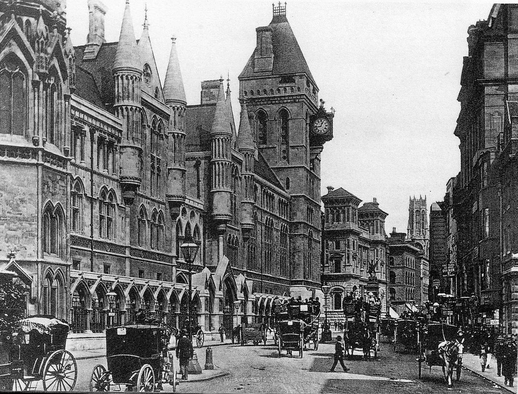 #54 Royal Courts of Justice.