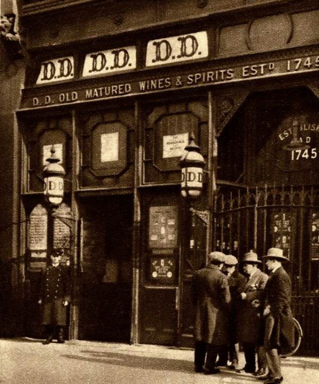 #74 Dirty Dick’s in Bishopsgate.