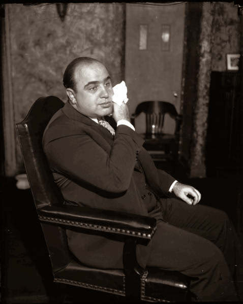 #16 Al Capone in court, October 1931.
