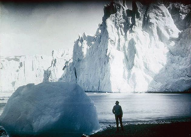 #16 Face of the Neumeyer Glacier, 1915.