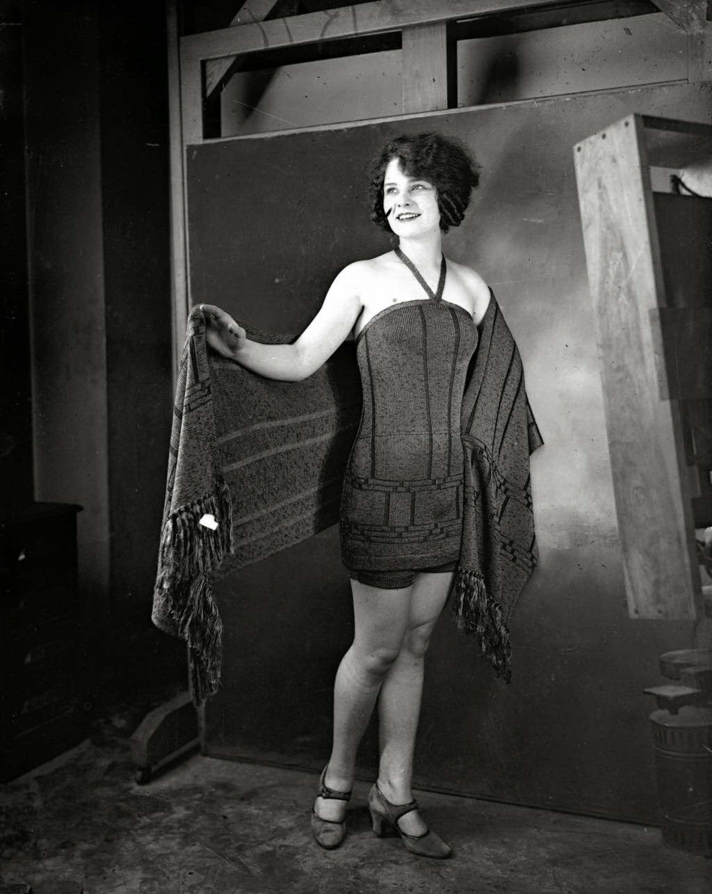 Miss Chicago Margaret Leigh came in fourth place at the Atlantic City Miss America beauty contest in 1924.