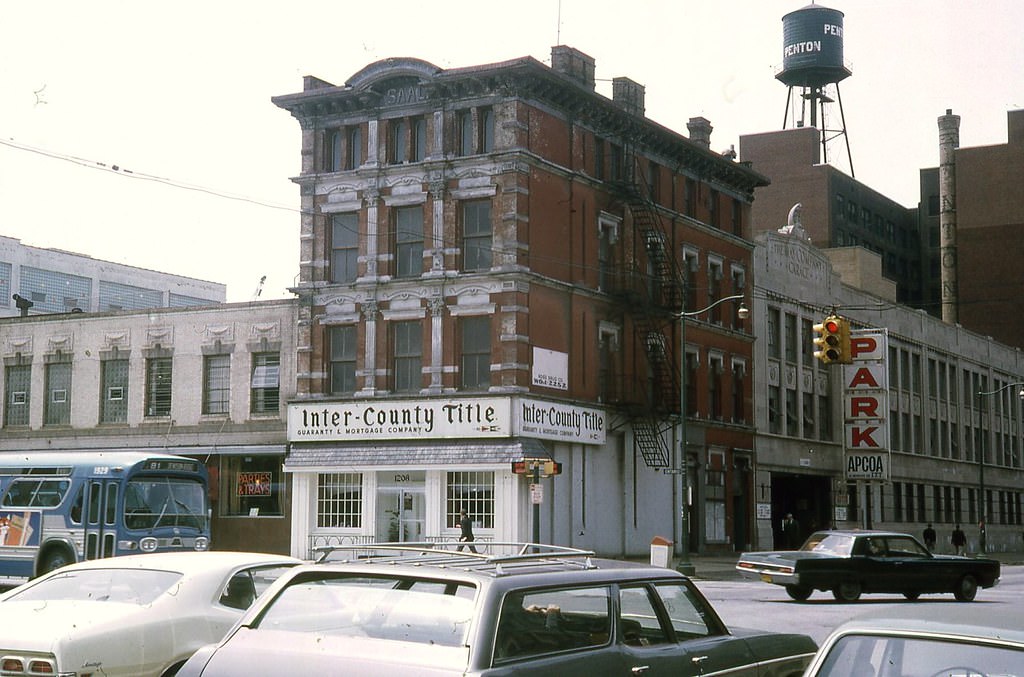 #15 Corner of Ontario and Lakeside, 1971.