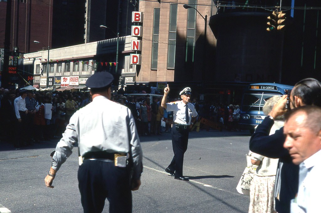 #29 Joe the cop, 1970.