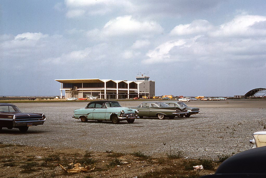 #6 Burke lakefront airport in Cleveland, Ohio, 1962.