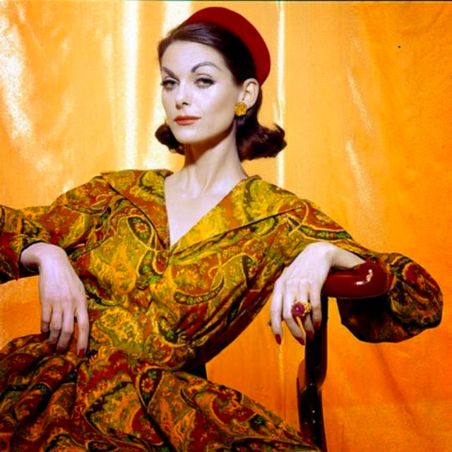 Beyond the Pose: The Art of the Fashion Photoshoot in 1950s Vogue and Harper’s Bazaar Fashion &; Cul