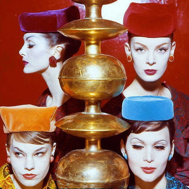 Beyond the Pose: The Art of the Fashion Photoshoot in 1950s Vogue and Harper’s Bazaar Fashion &; Cult