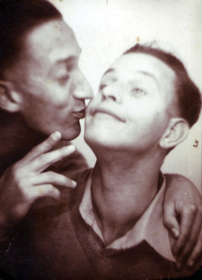 Laughter in the Shadow of War: The Funny Photobooth Portraits of WWII Soldiers on Leave in Cairo, 1942