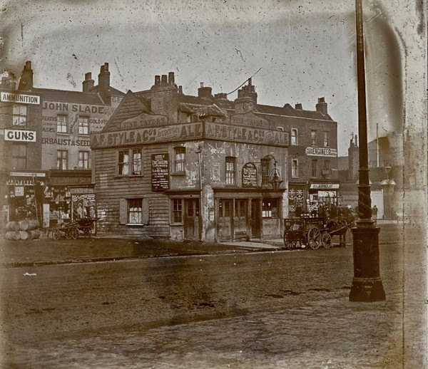 #11 The Vine Tavern, Mile End