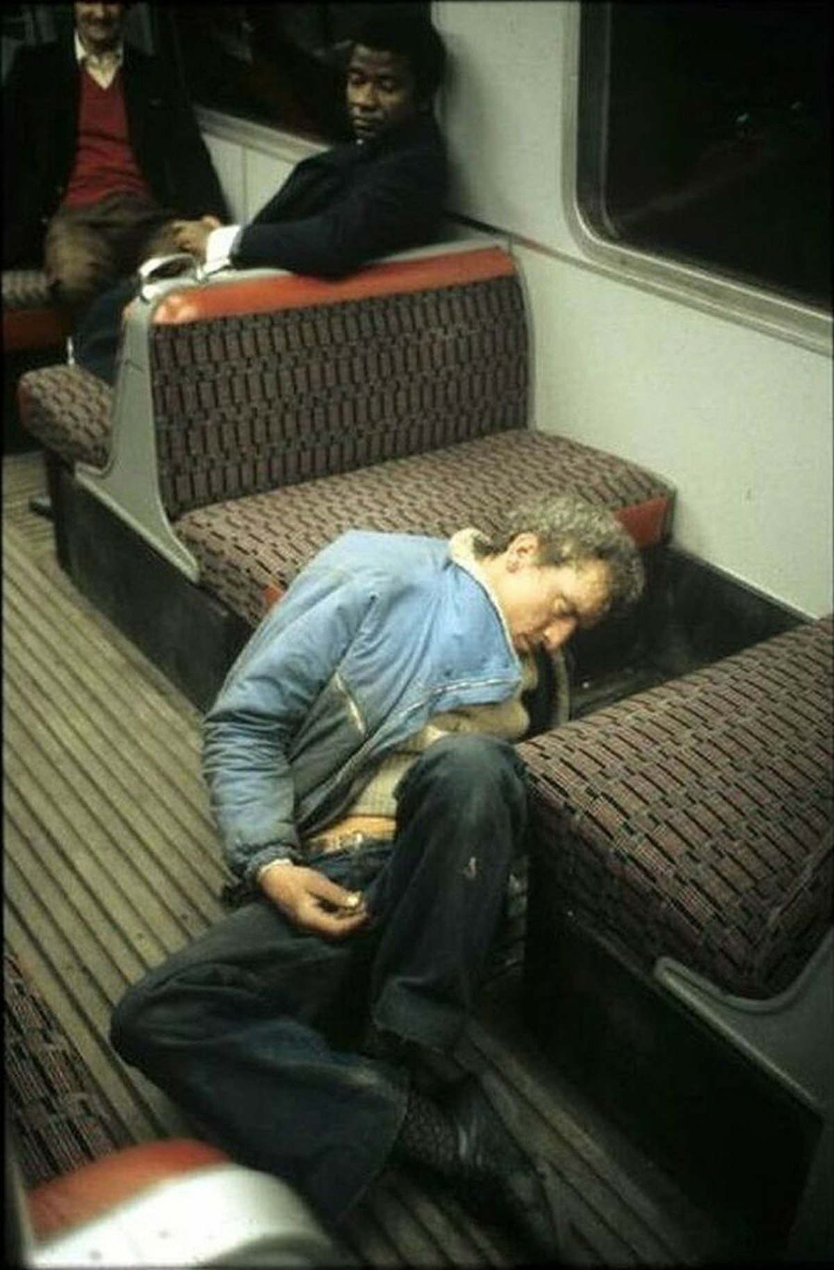 A Look at the London Underground in the 1970s and 1980s Through Bob Mazzer’s Lens Places &; People