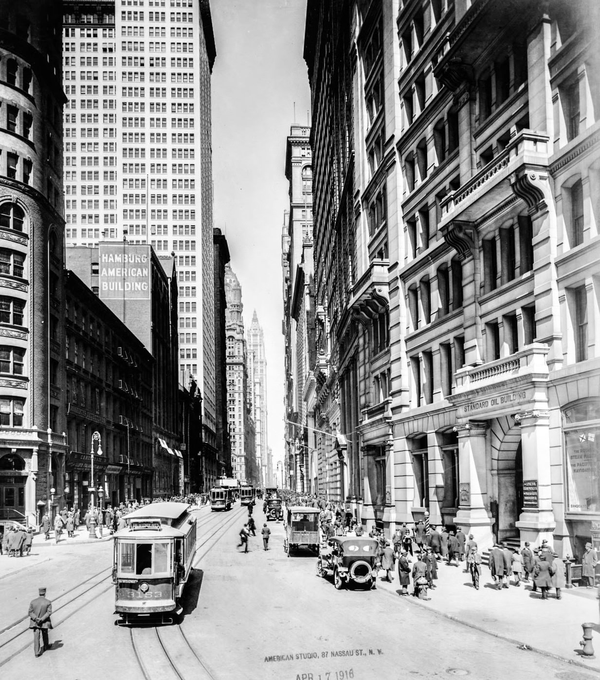 #86 Looking north, up Broadway, from Bowling Green, 1916.
