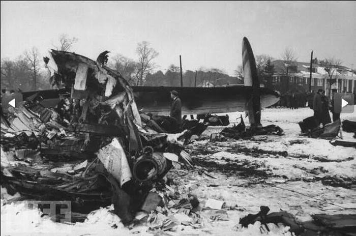 When Two Planes Collided Over New York City: The 1960 Disaster That Claimed 134 Lives Weird