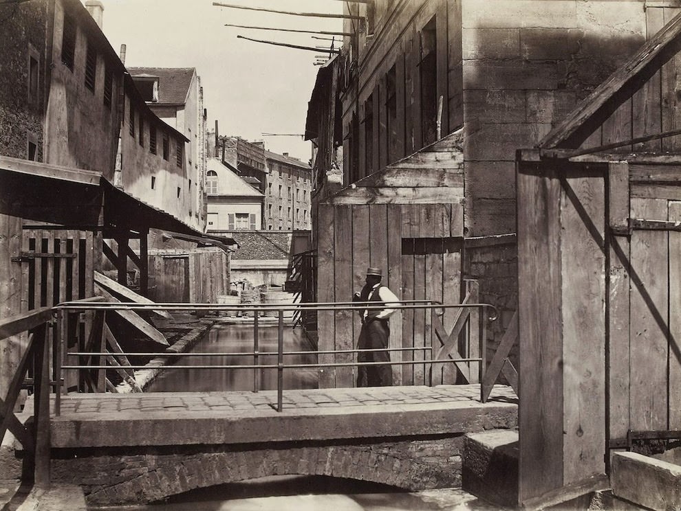 #2 Looking down the banks of the Bièvre River at the bottom of the rue des Gobelins (5th Arrondissement) in 1862.