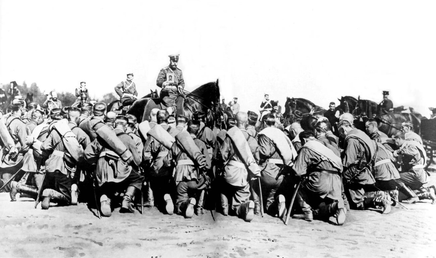 #69 Tsar Nicholas II blessing a regiment leaving for the Russo-Japanese War, 1904.