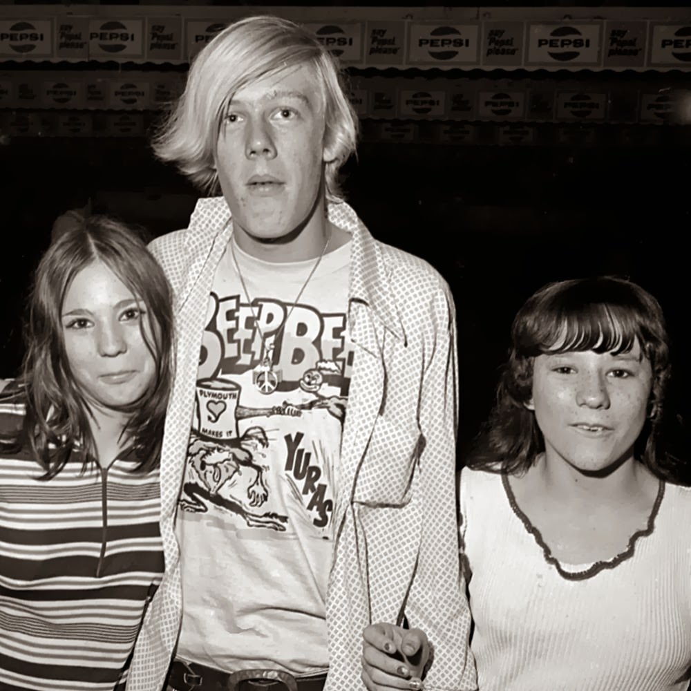 Seven Months in 1972: Documenting the Youth Culture at the Sweetheart Roller Skating Rink Sports