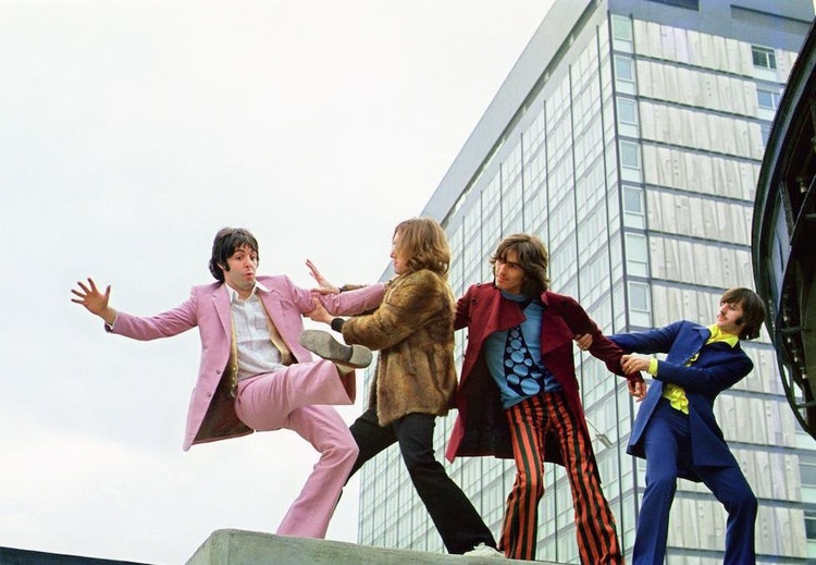 The Beatles’ Mad Day Out: A London Photo Session in 1968 Music