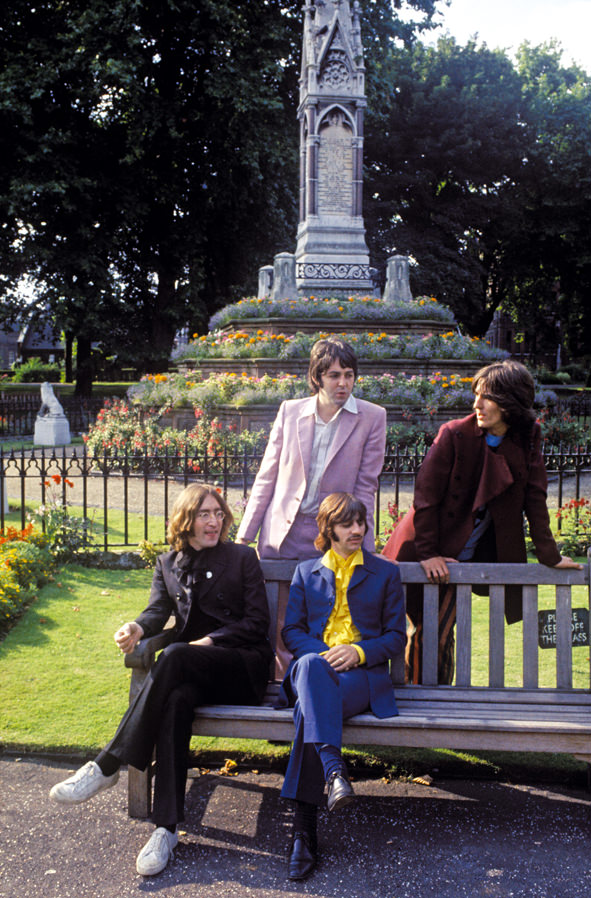 The Beatles’ Mad Day Out: A London Photo Session in 1968 Music