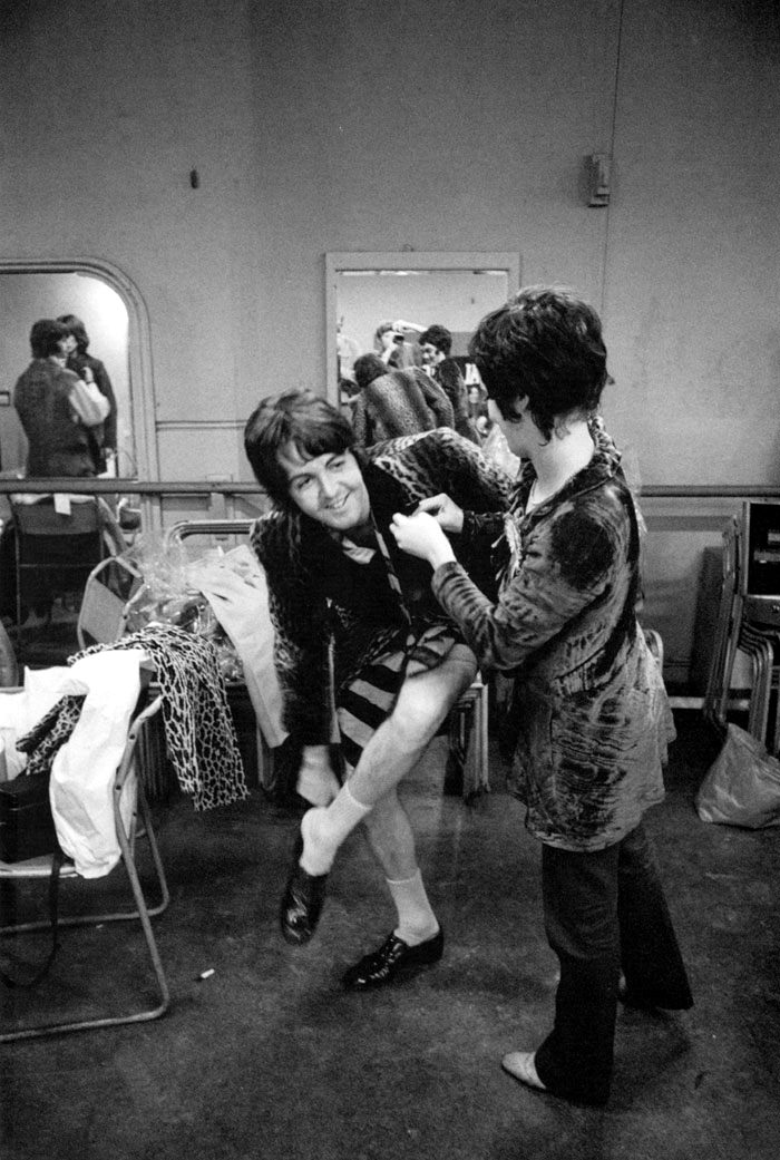 The Beatles’ Mad Day Out: A London Photo Session in 1968 Music
