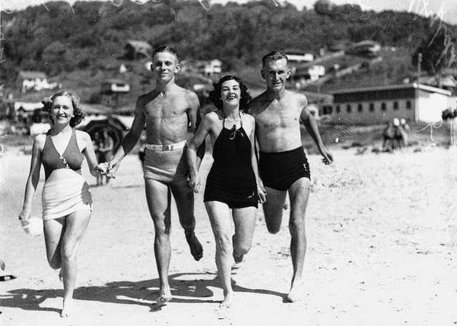 Beachgoers at Burleigh Heads, 1938