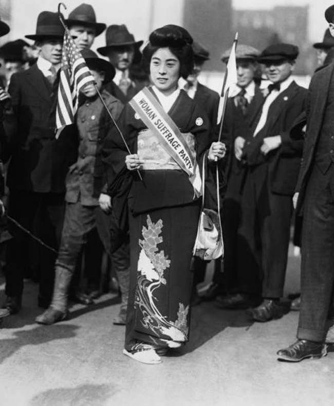 #20 Komako Kimura, a prominent Japanese suffragist at a march in New York, 1917.