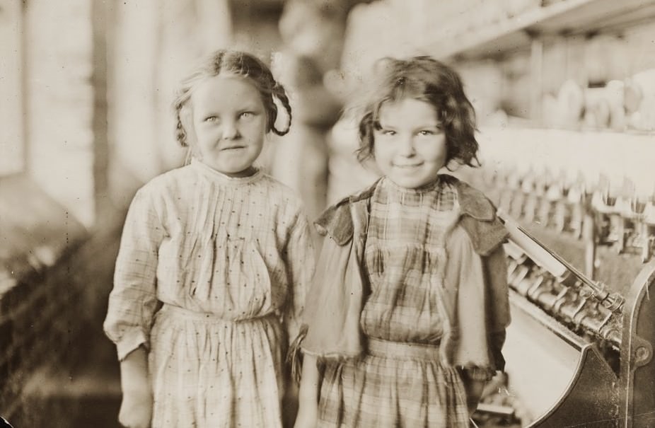 #5 Two of the “helpers” in the Tifton Cotton Mill, Tifton, Ga. They work regularly. 1909.