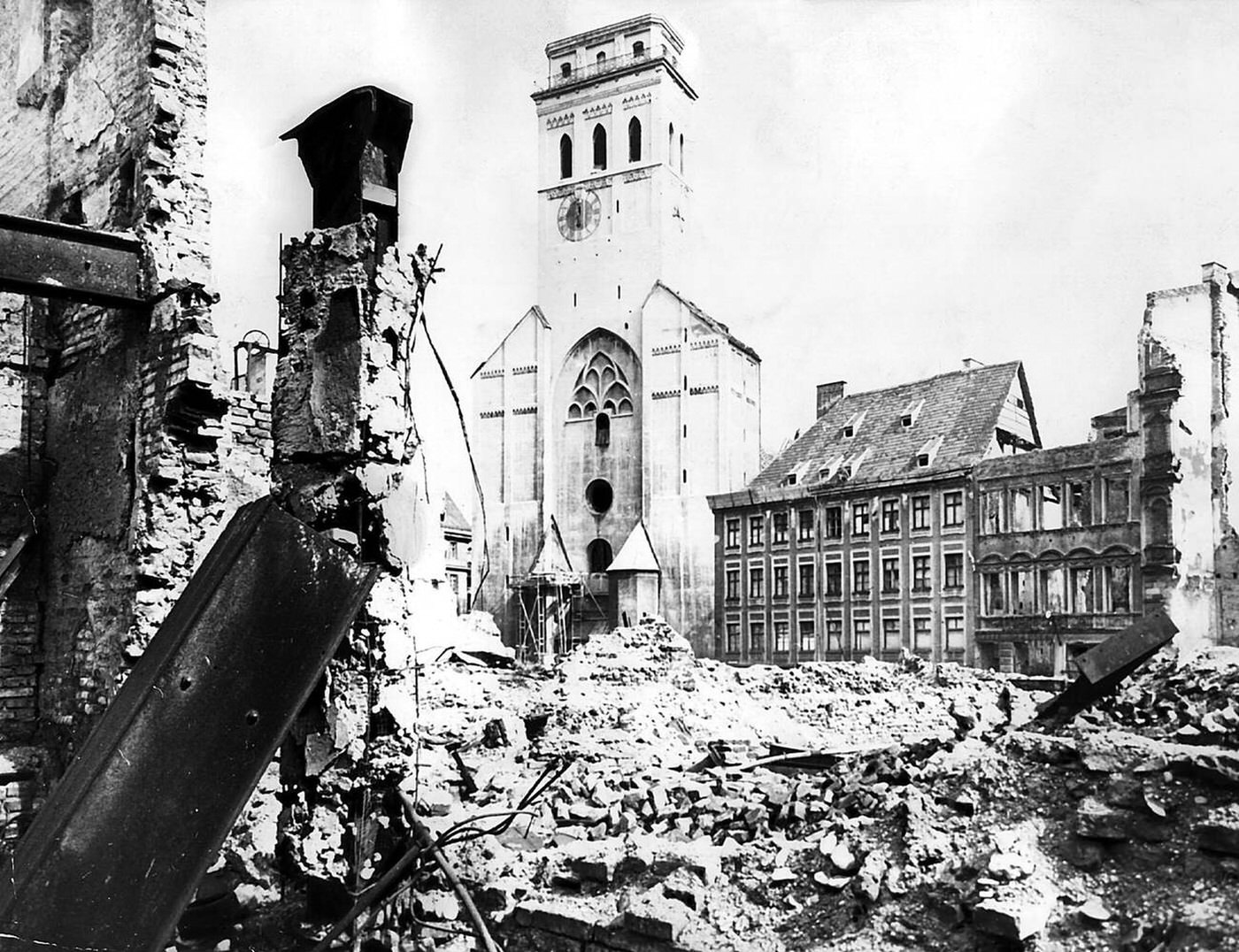 Ruins around Saint Peter’s Church, Munich, Germany, 1945.