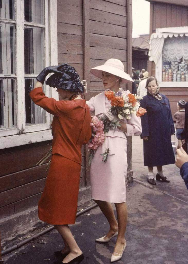 When Dior Took Over the Soviet Streets: Moscow’s 1959 Fashion Shock Fashion &; Culture