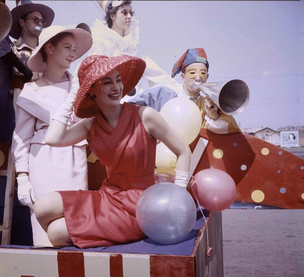 When Dior Took Over the Soviet Streets: Moscow’s 1959 Fashion Shock Fashion &; Culture