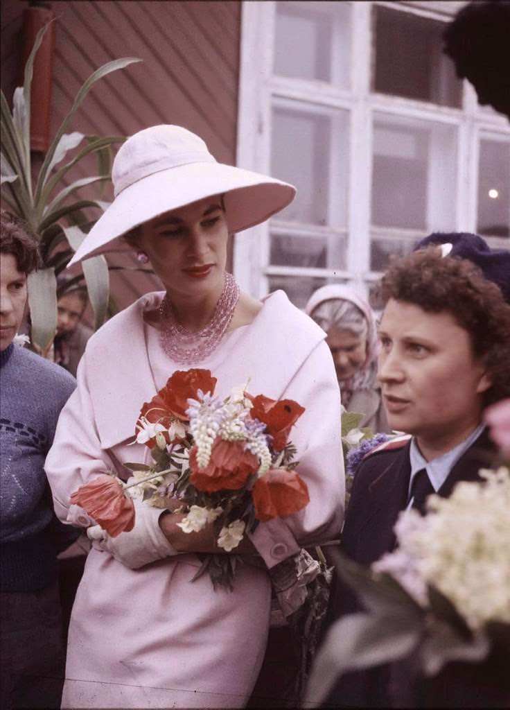 When Dior Took Over the Soviet Streets: Moscow’s 1959 Fashion Shock Fashion &; Culture