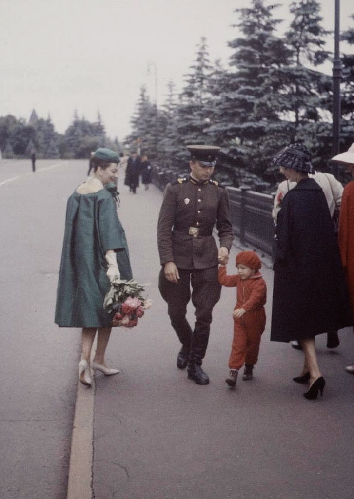 When Dior Took Over the Soviet Streets: Moscow’s 1959 Fashion Shock Fashion &; Culture