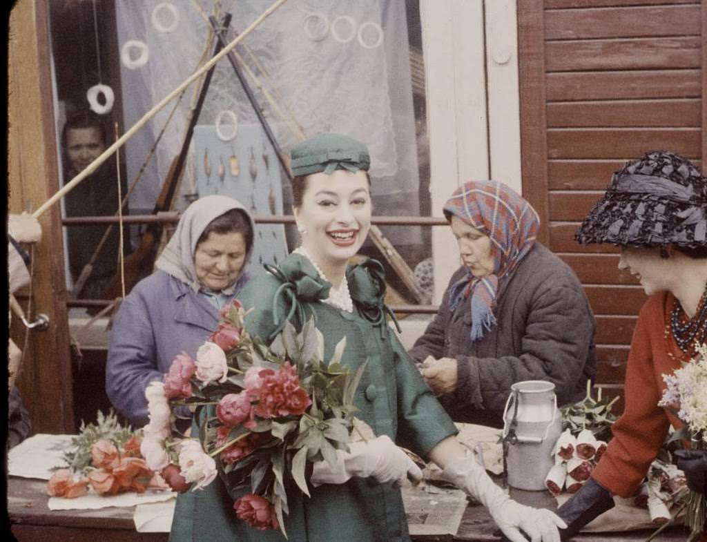 When Dior Took Over the Soviet Streets: Moscow’s 1959 Fashion Shock Fashion &; Culture