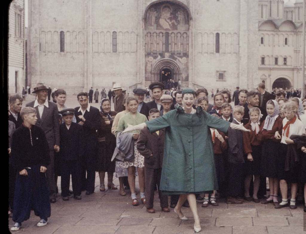 When Dior Took Over the Soviet Streets: Moscow’s 1959 Fashion Shock Fashion &; Culture