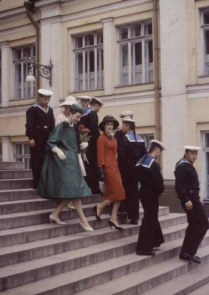 When Dior Took Over the Soviet Streets: Moscow’s 1959 Fashion Shock Fashion &; Culture