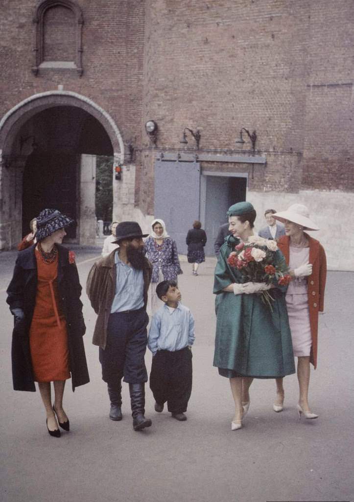 When Dior Took Over the Soviet Streets: Moscow’s 1959 Fashion Shock Fashion &; Culture