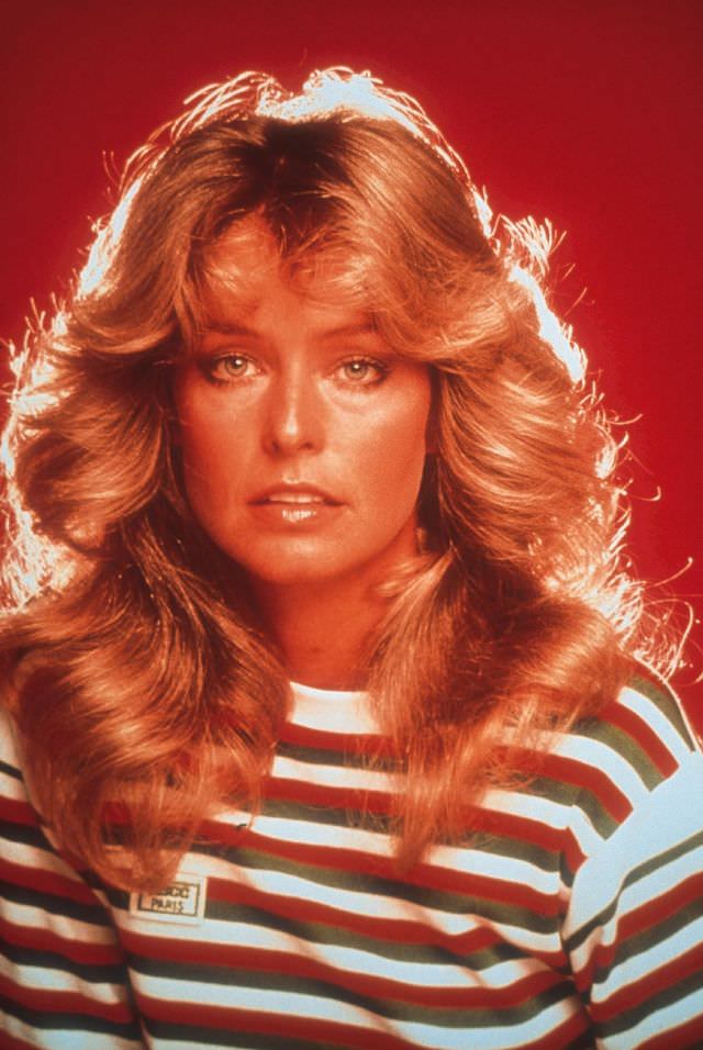 Farrah Fawcett Young: Stunning Images from Her Early Years Celebrities