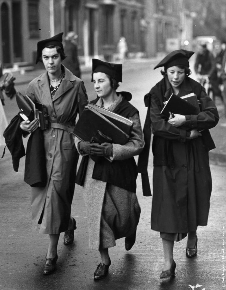 #20 Undergraduates of Oxford University walking to lectures, 1938.