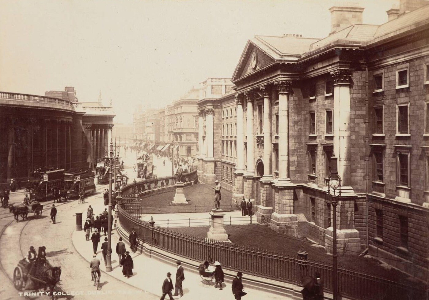 #25 Trinity College, Dublin, Northern Ireland, 1880s.