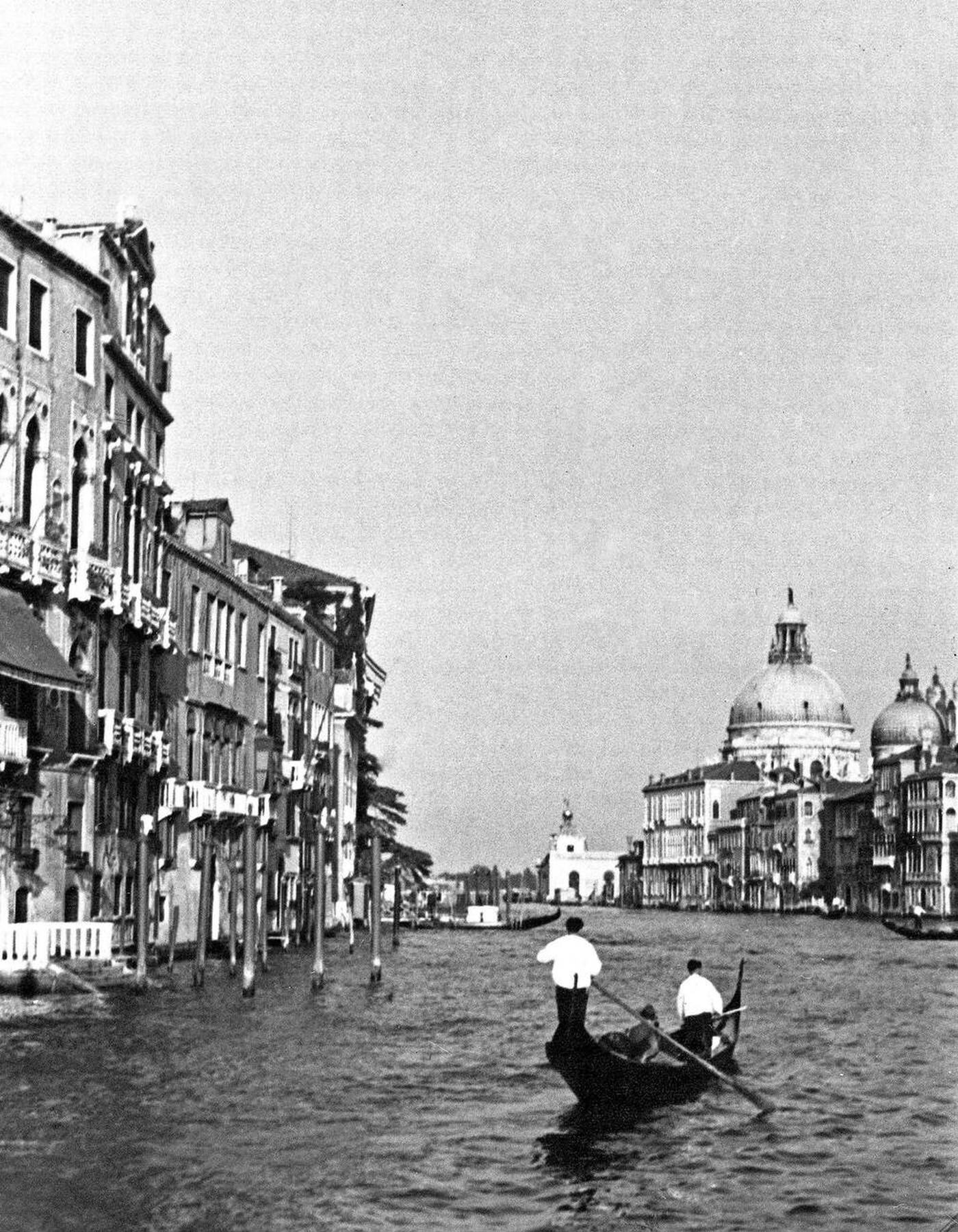 Scenic view of Venice Italy, 1930s.