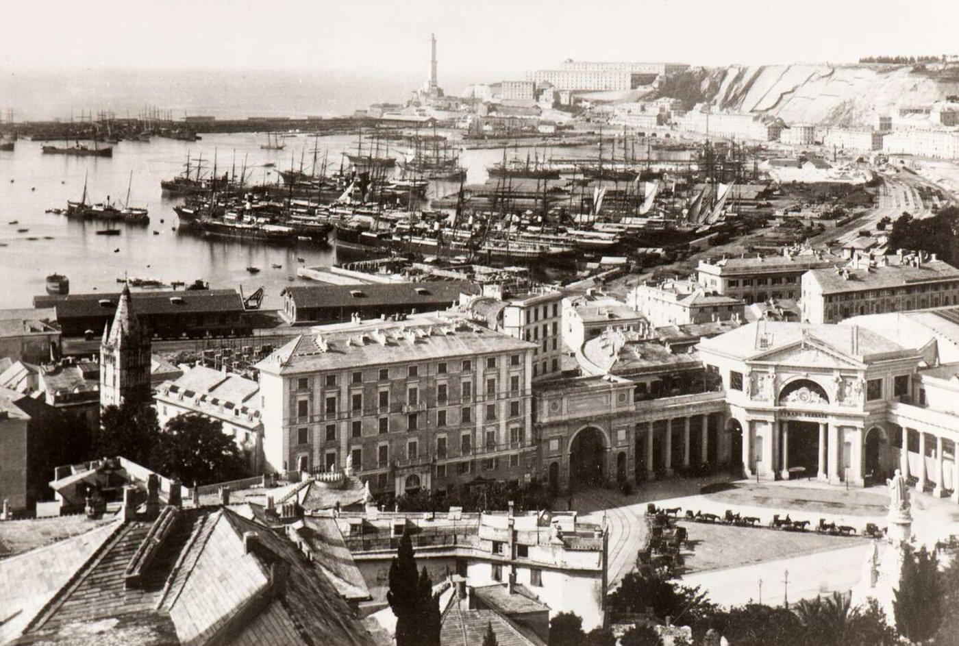 #34 Aerial view of the old harbor of Genoa back in early thirties, 1930.