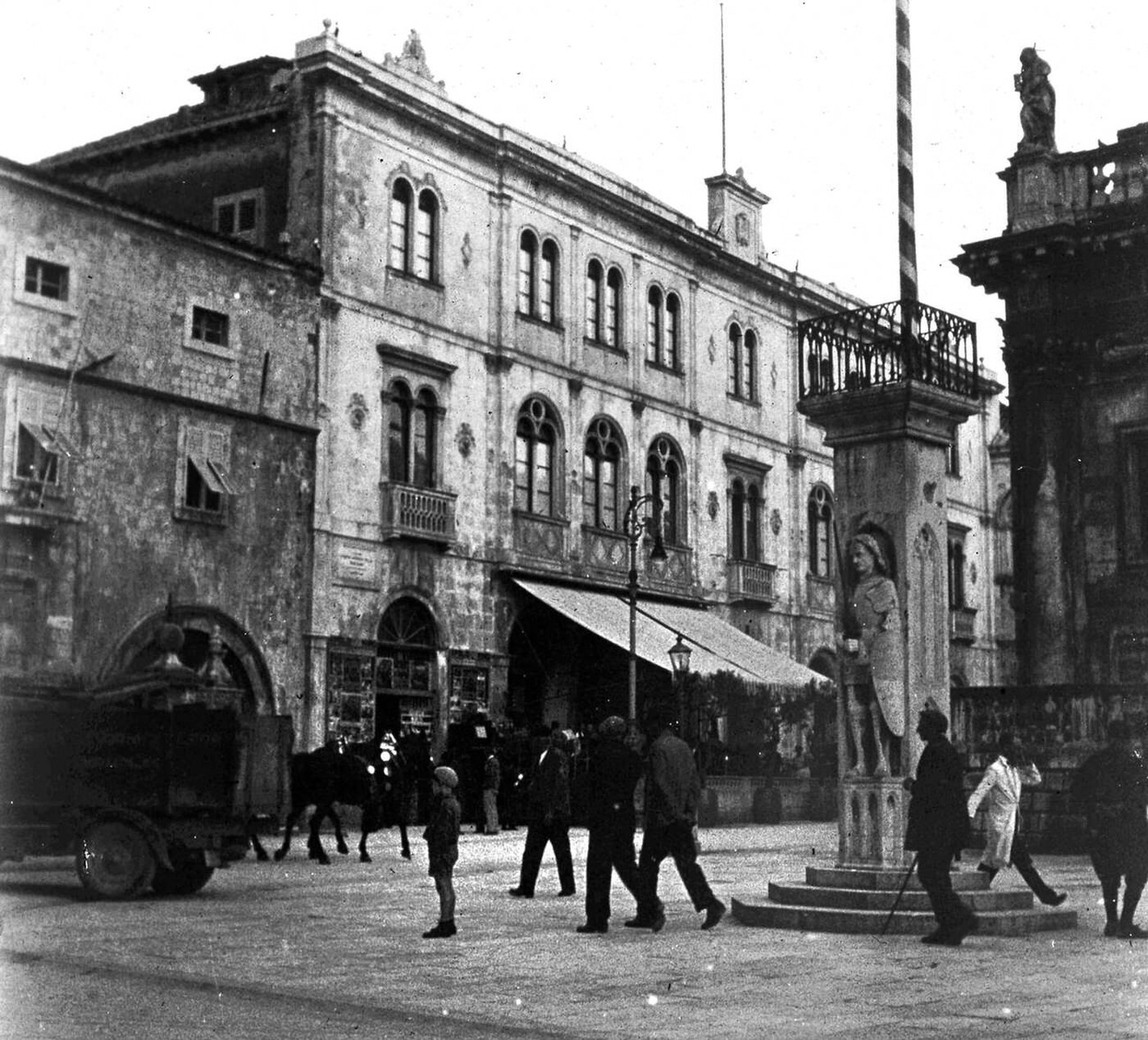 #74 Ragusa, Sicily in Italy, 1930.