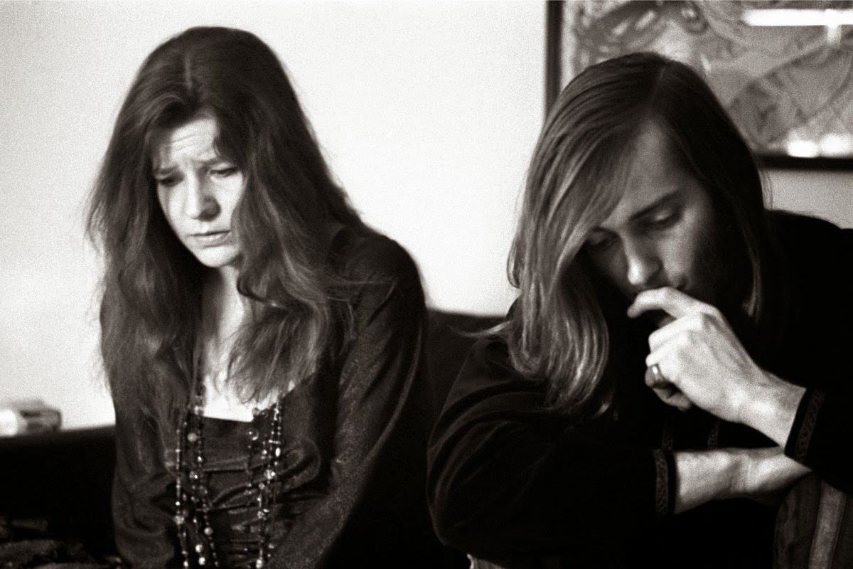 Janis Joplin and Sam Andrew in Albert Grossman’s office in New York City, 1968.