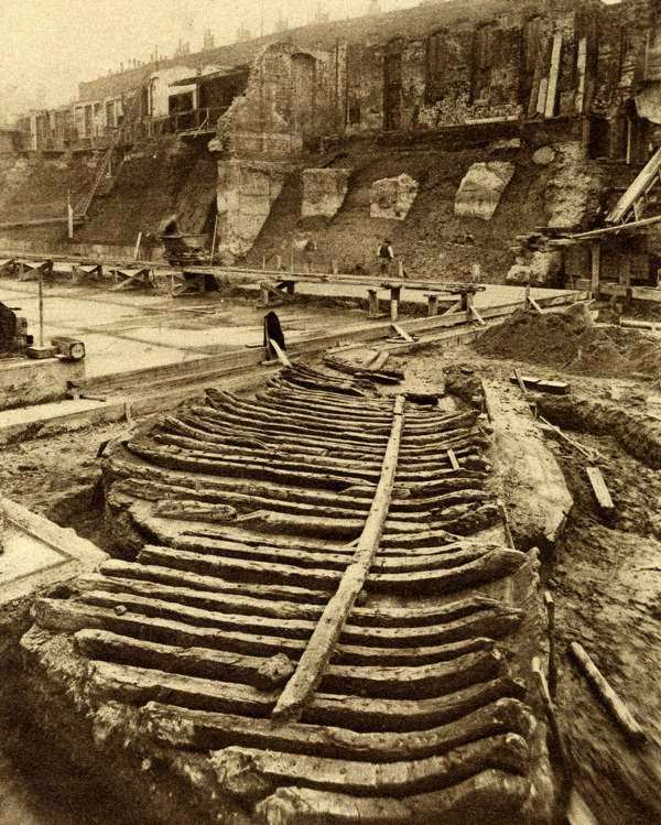 #7 Roman galley discovered during the construction of County Hall in 1910