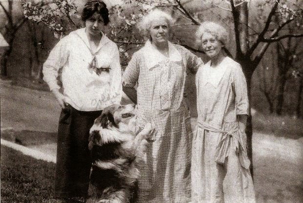 #9 Catherine Marron Lade poses with her daughter Clara Lade and her sister, Margaret Marron, in Mount Olive, with Goldie the dog, 1925.