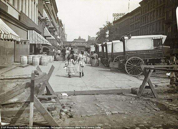 #27 42nd Street, 1890