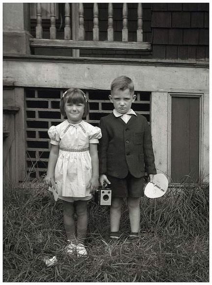 A serendipitous version of “American Gothic” taken in the early 1940’s.