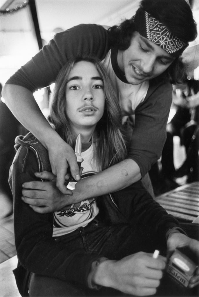 A Look Back at the 1970s Time Square through the Lens of Kenneth Siegel Places &; People