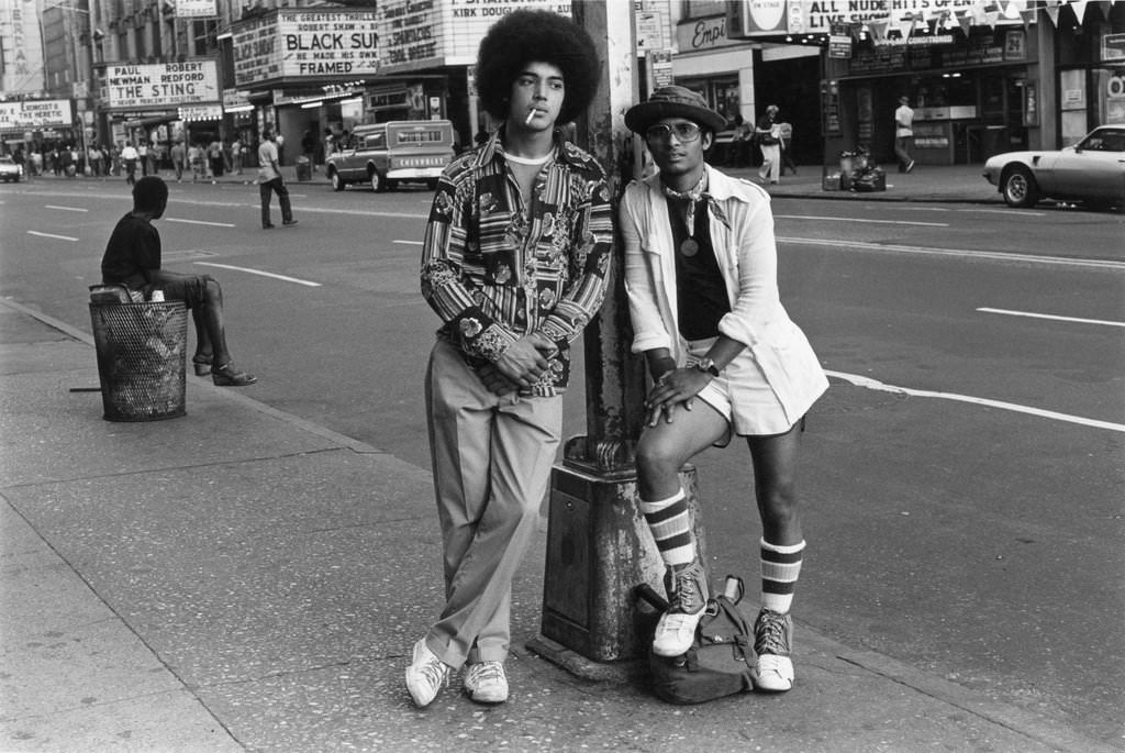 A Look Back at the 1970s Time Square through the Lens of Kenneth Siegel Places &; People