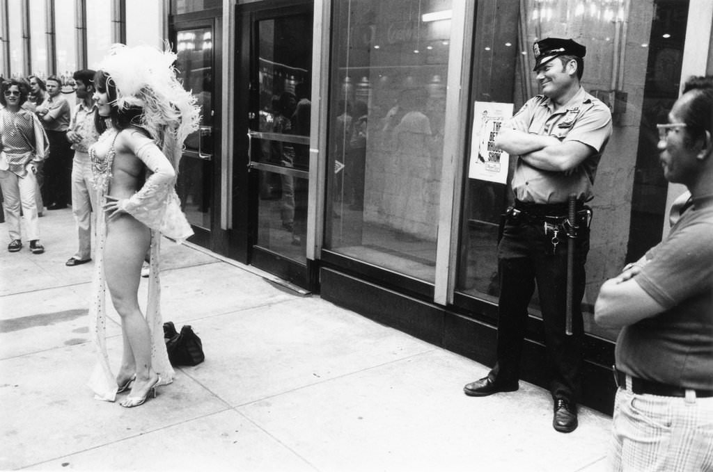 A Look Back at the 1970s Time Square through the Lens of Kenneth Siegel Places &; People