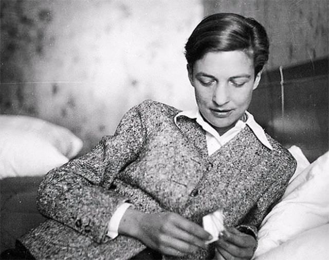 Tomboy Styles of the 1930s – The Sharp, Rebellious Edge of Women’s Fashion Fashion &; Culture