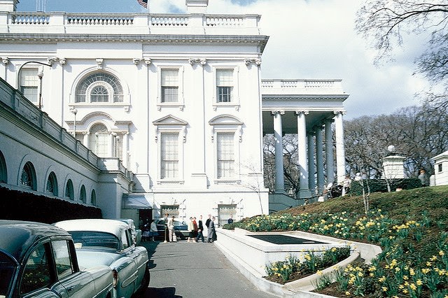 Driveway and White House.