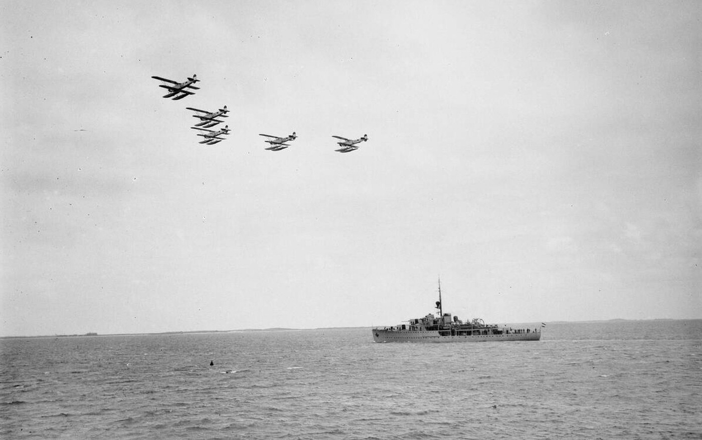Seaplanes in Den Helder, Netherlands, early 20th century.